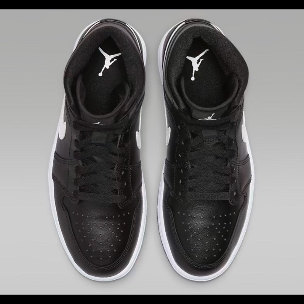 Air Jordan 1 mid ❌FINAL PRICE❌